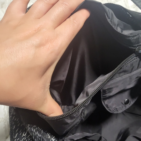 Fabletics shift bag - Picture 10 of 15